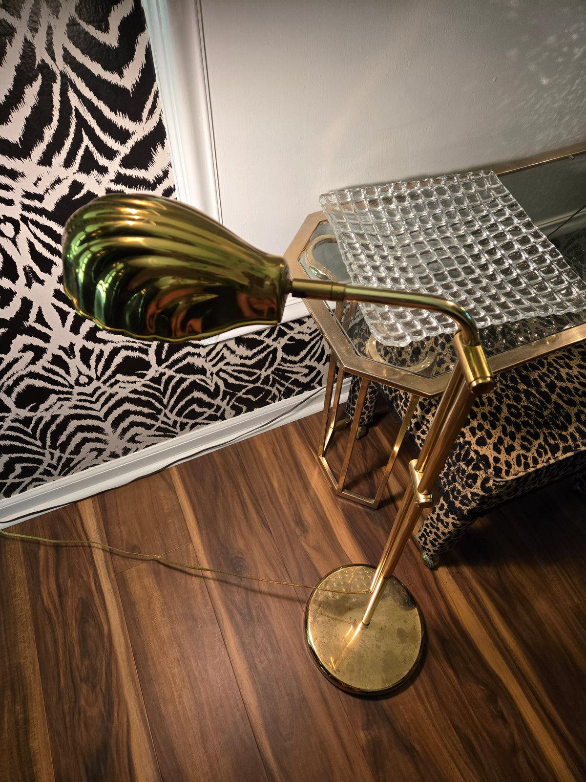 Vintage Brass Shell Floor Lamp, Height Adjustable