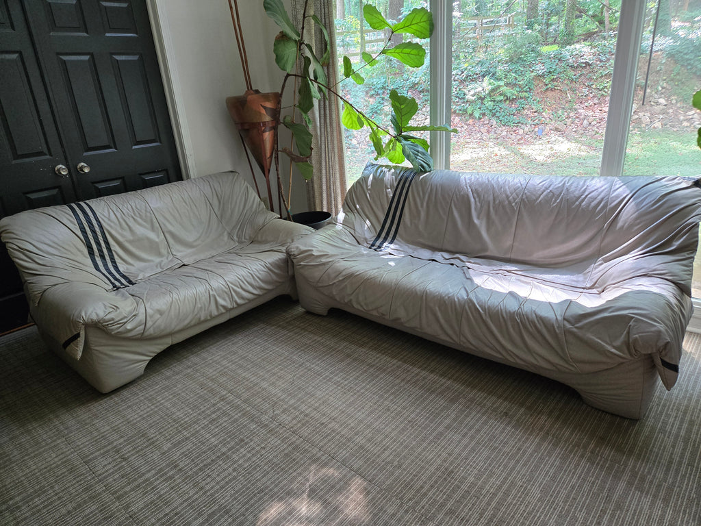 Vintage Space Age Leather Slouch Sofa Set
Dover Design Netherlands (Holland)