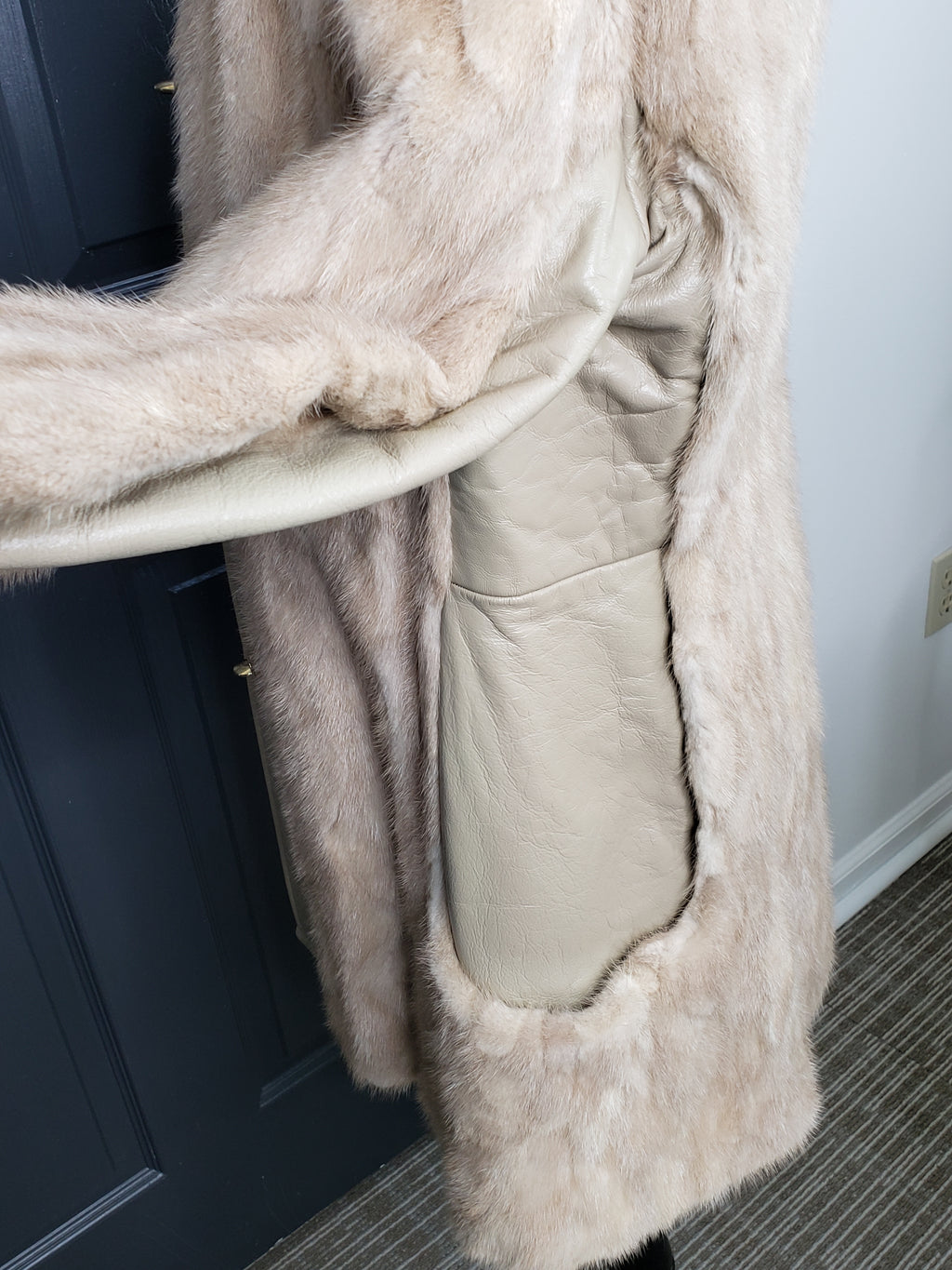 Thorpe Evanston Tourmaline Mink/Leather Trim Hip Coat